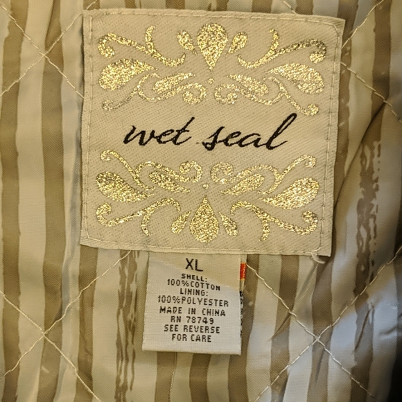 Utility Jacket - Picture 3 of 3